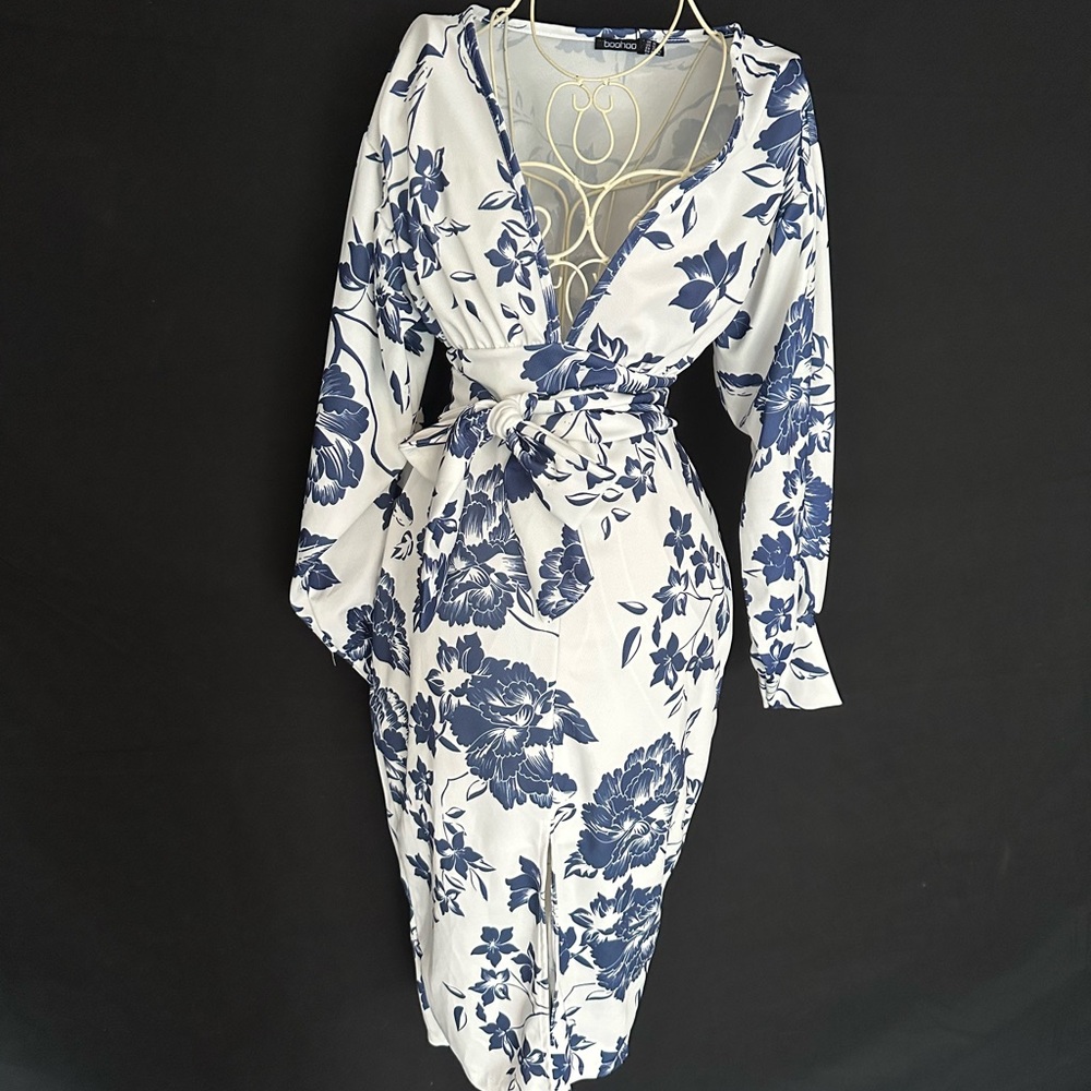 Boohoo Blue and White Bishop Sleeve Sheath Dress